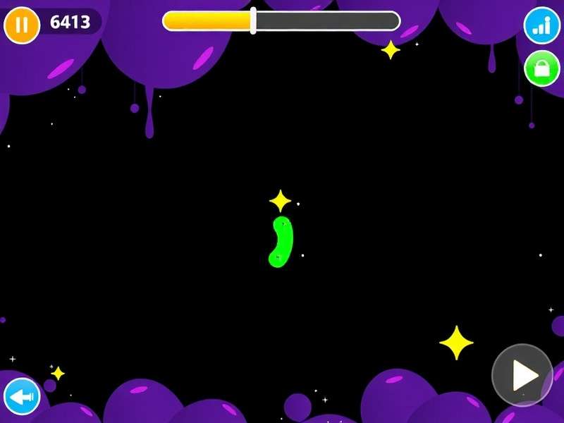 Indian gamers playing Slither io with friends using mods on mobile devices